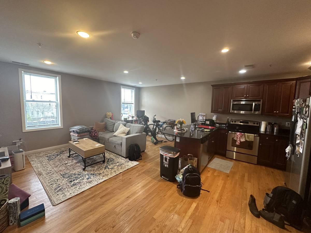 Apartment for rent at 100 Fellsway W #201, Somerville, MA 02145