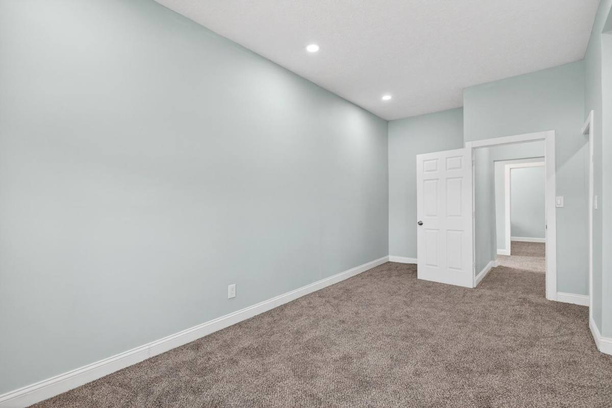 Apartment for rent at 3356 W 44th St, Cleveland, OH 44109