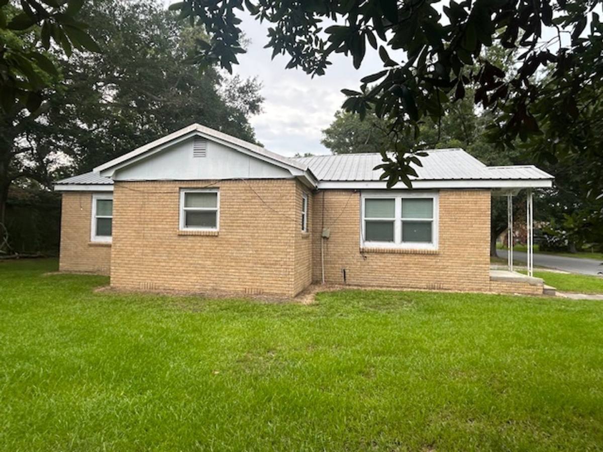 House for rent at 4501 Briggs St, Moss Point, MS 39563