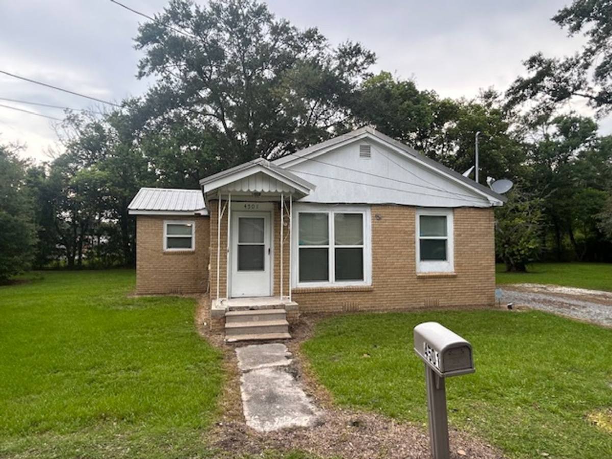 House for rent at 4501 Briggs St, Moss Point, MS 39563