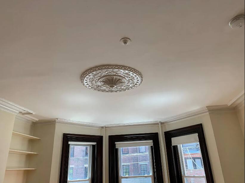 Apartment for rent at 307 Beacon St #2, Boston, MA 02116