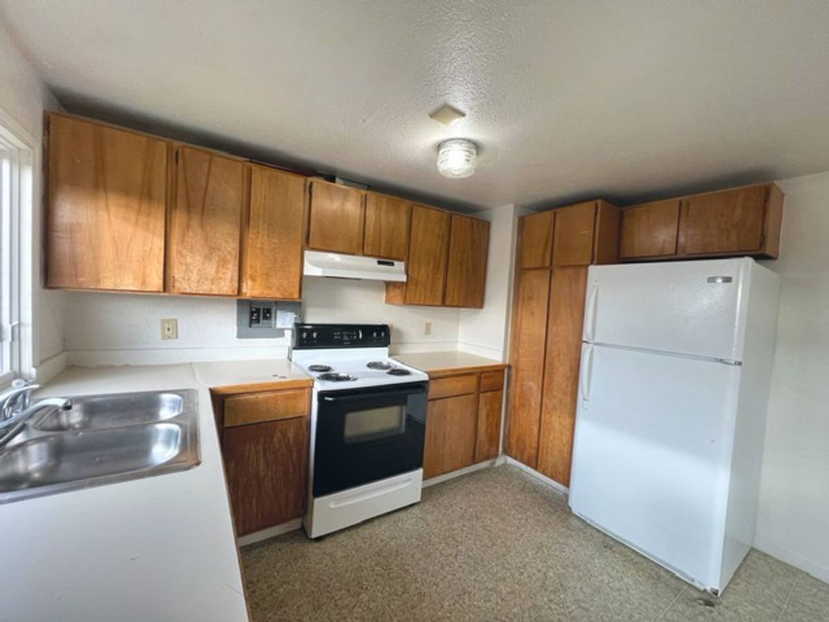 Apartment for rent at 1335 Hyder St, Anchorage, AK 99501