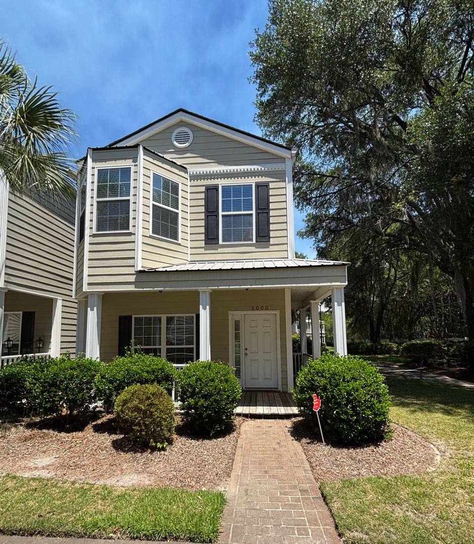 Townhouse for rent at 500 D Bradwell St, Hinesville, GA 31313