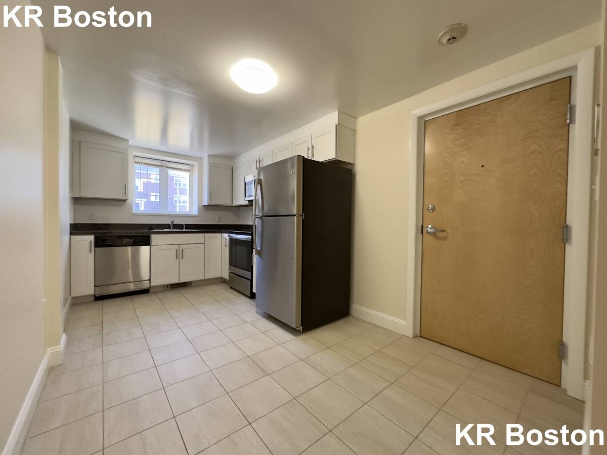 Apartment for rent at 8 Captain Parker Arms #2, Lexington, MA 02421