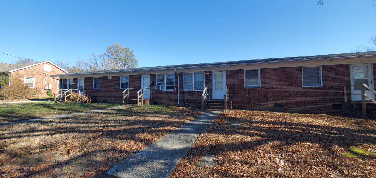 Apartment for rent at 513 Pine St, Greensboro, NC 27401