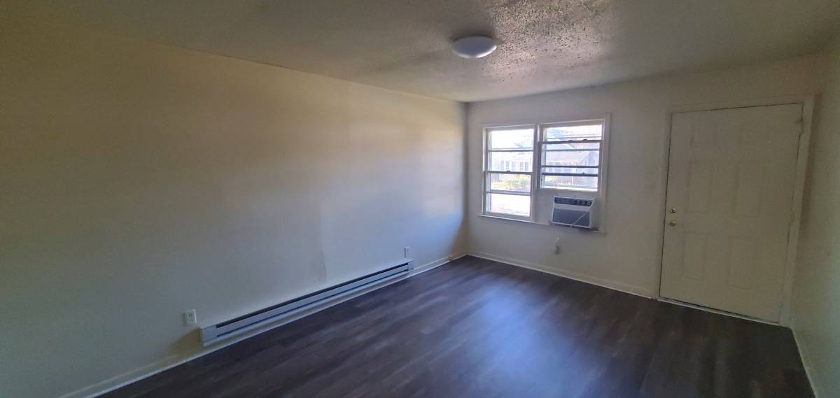 Apartment for rent at 513 Pine St, Greensboro, NC 27401