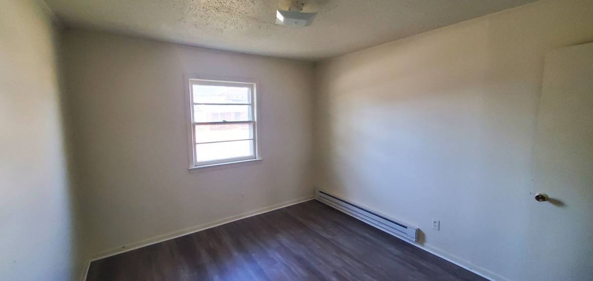 Apartment for rent at 513 Pine St, Greensboro, NC 27401