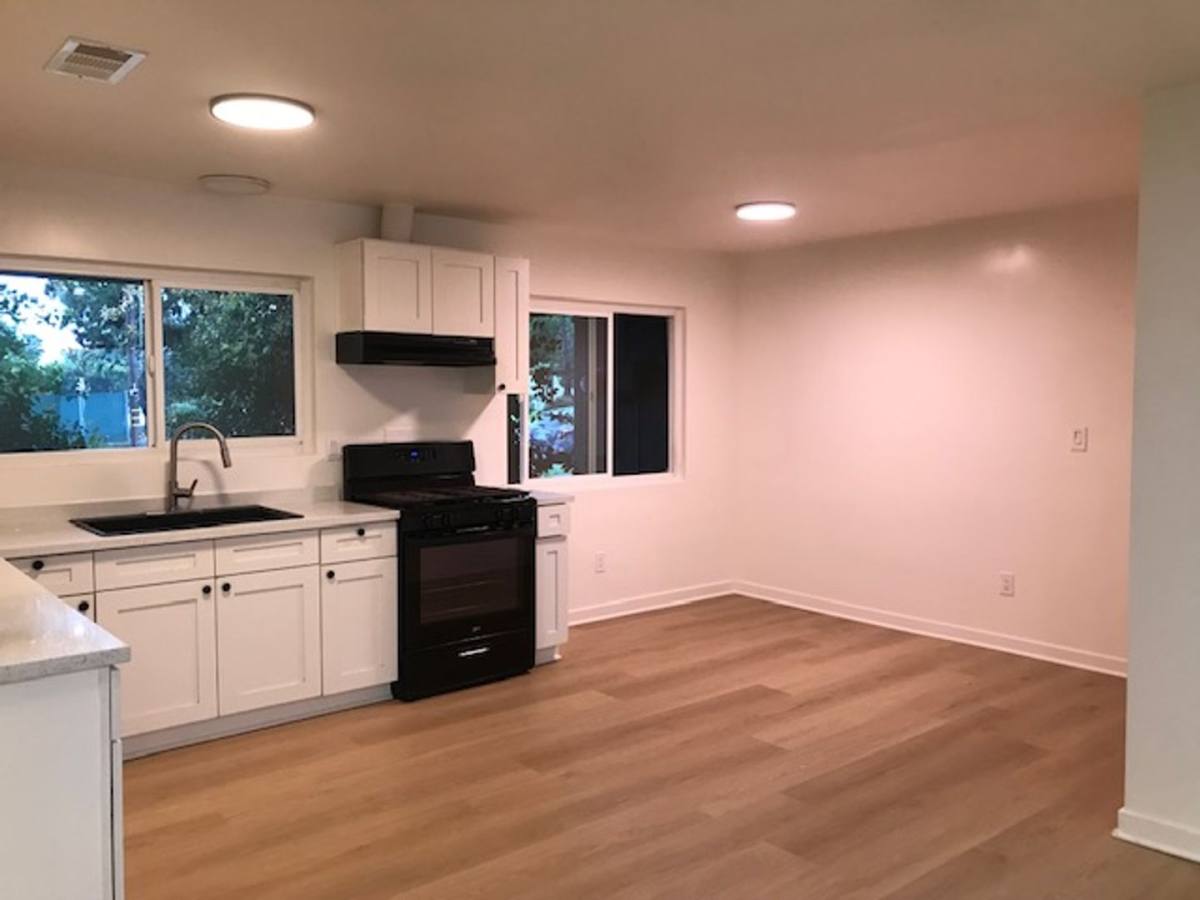 Apartment for rent at 13408 Glenoaks Blvd, Sylmar, CA 91342