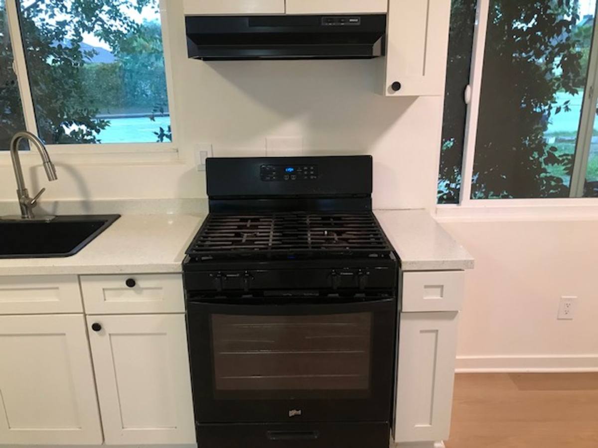 Apartment for rent at 13408 Glenoaks Blvd, Sylmar, CA 91342