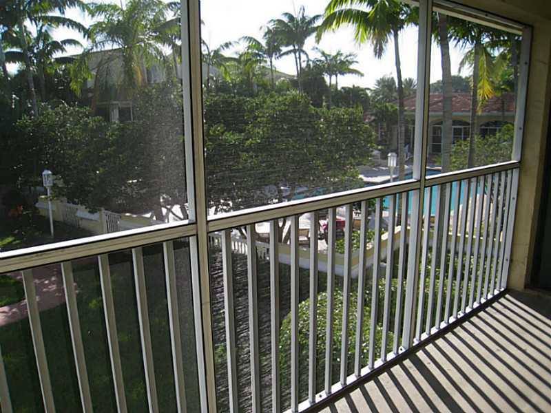 Apartment for rent at 19216 Glenmoor Dr, West Palm Beach, FL 33409