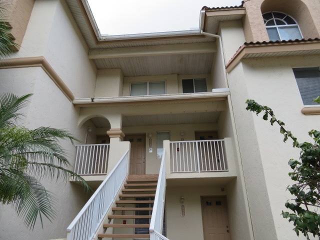 Apartment for rent at 19216 Glenmoor Dr, West Palm Beach, FL 33409