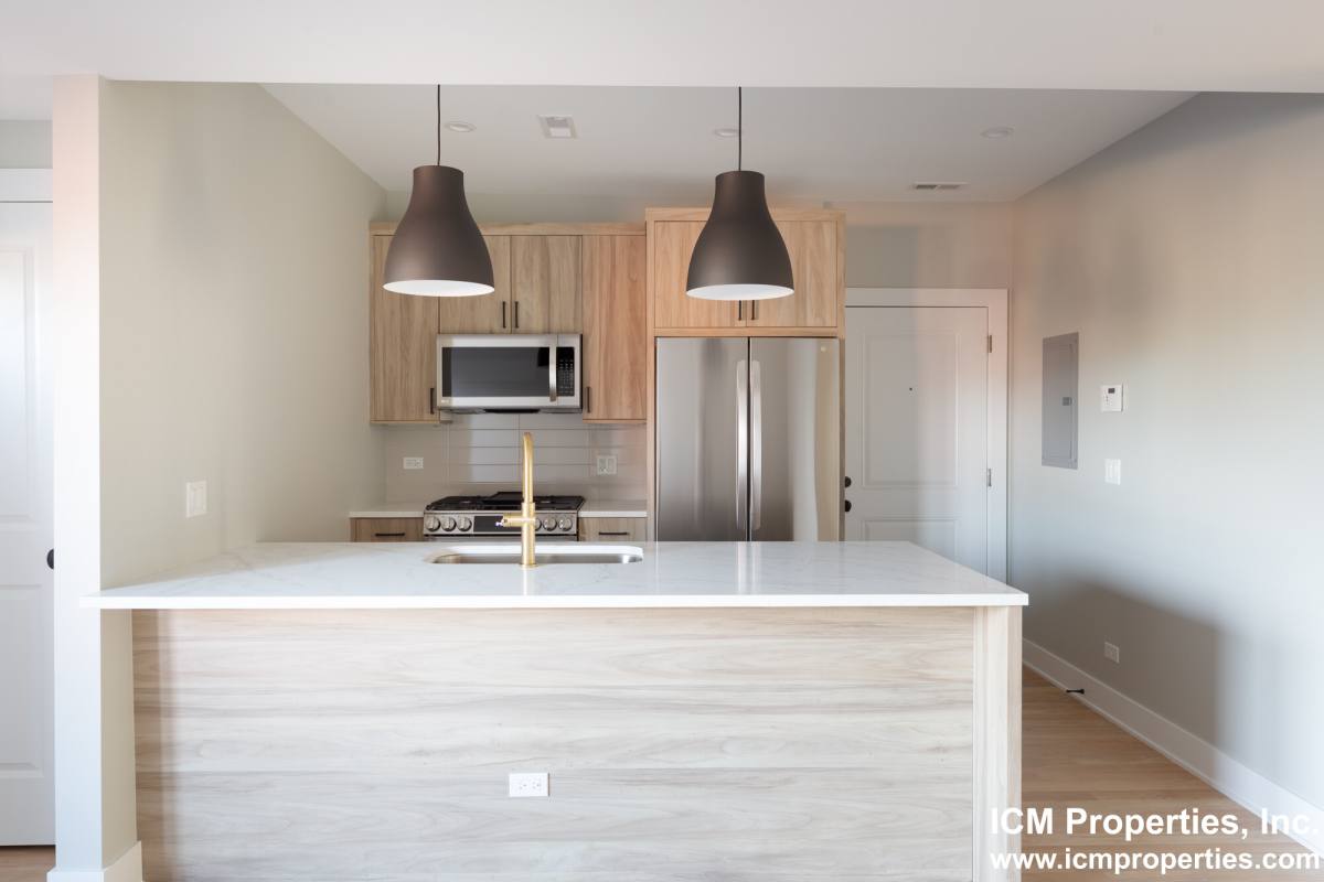 Apartment for rent at 2455 W Logan #3, Chicago, IL 60647