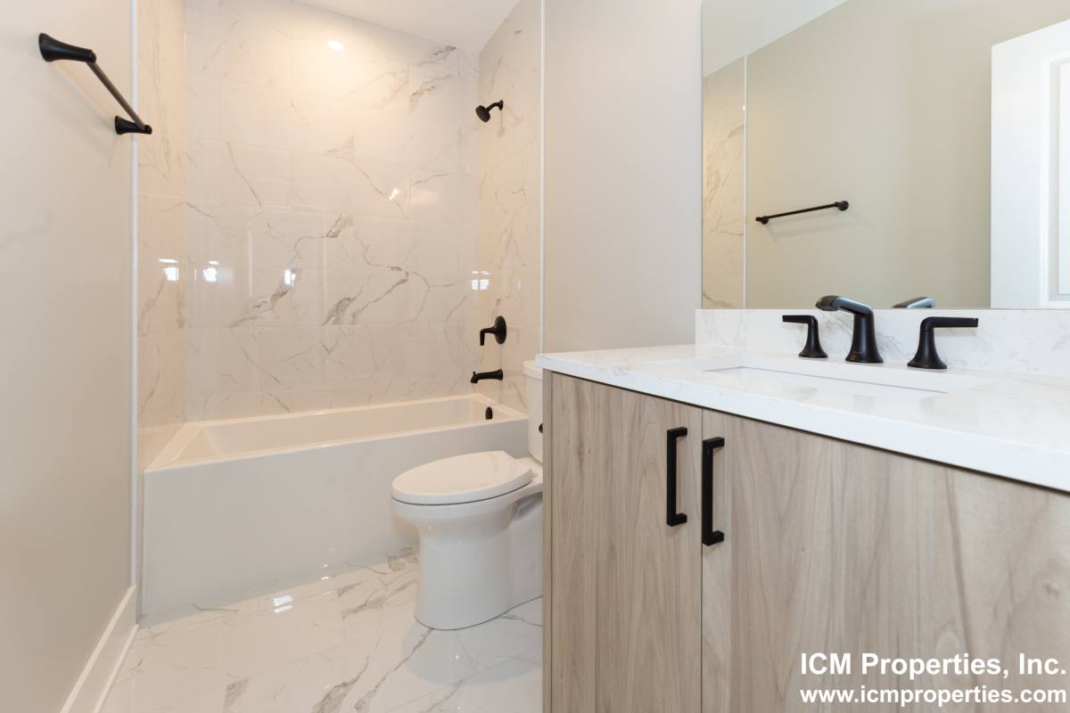 Apartment for rent at 2455 W Logan #3, Chicago, IL 60647
