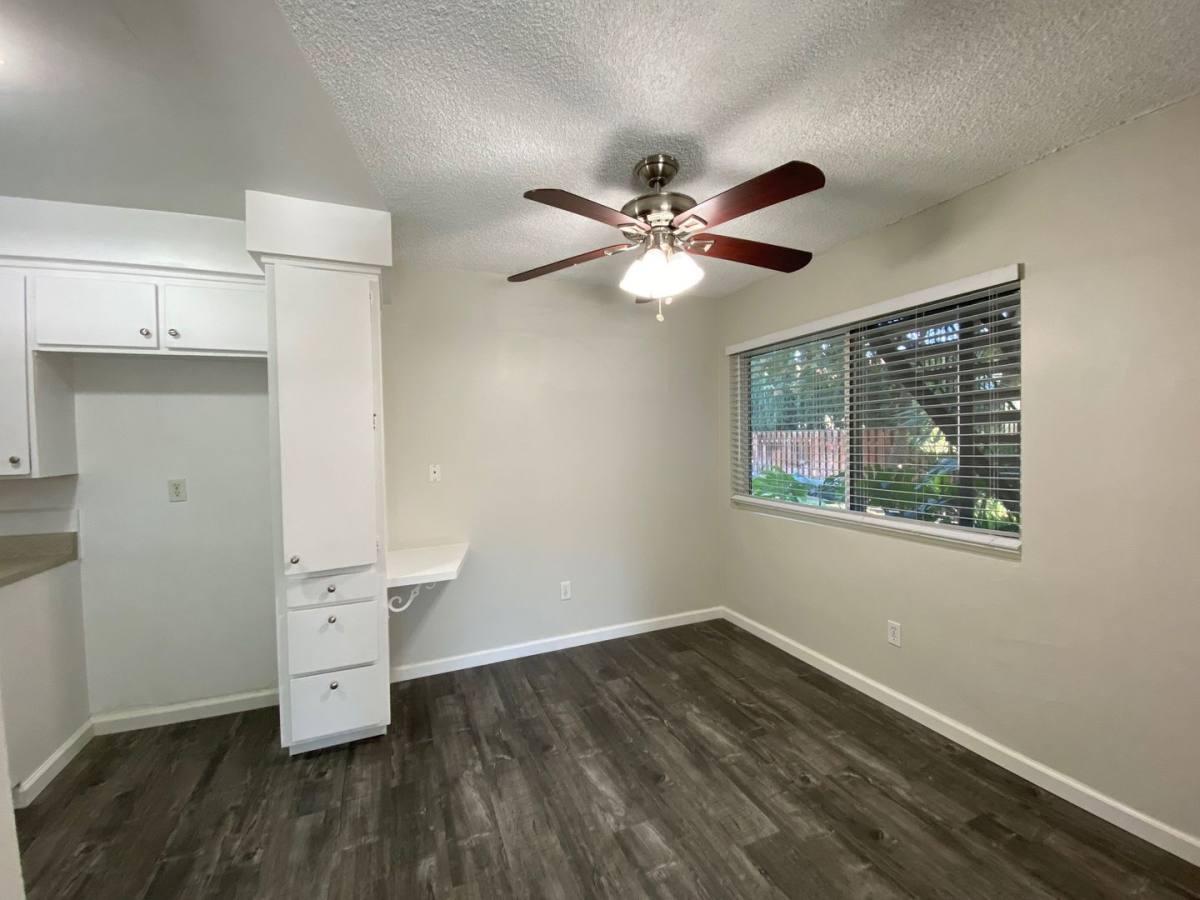 Apartment for rent at 73 Esperanza Ave, Sierra Madre, CA 91024