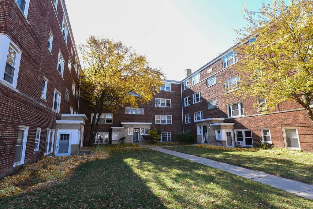 Apartment for rent at 2723 Berwyn #4, Chicago, IL 60625