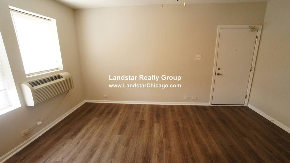 Apartment for rent at 1627 Humboldt #1D, Chicago, IL 60647