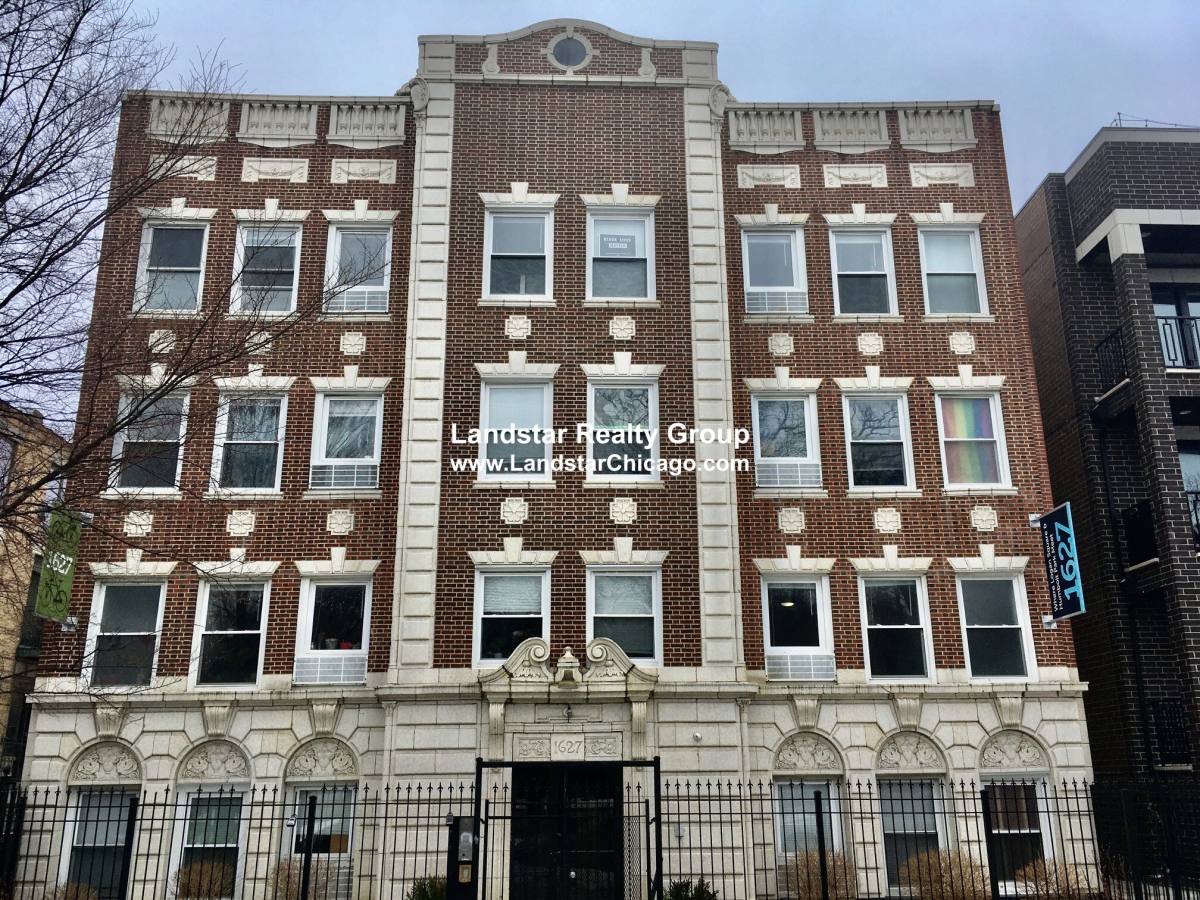 Apartment for rent at 1627 Humboldt #1D, Chicago, IL 60647