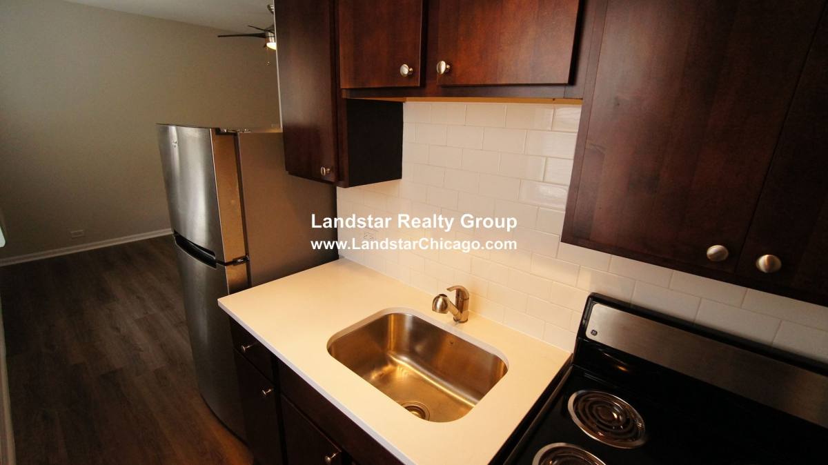 Apartment for rent at 1627 Humboldt #1D, Chicago, IL 60647