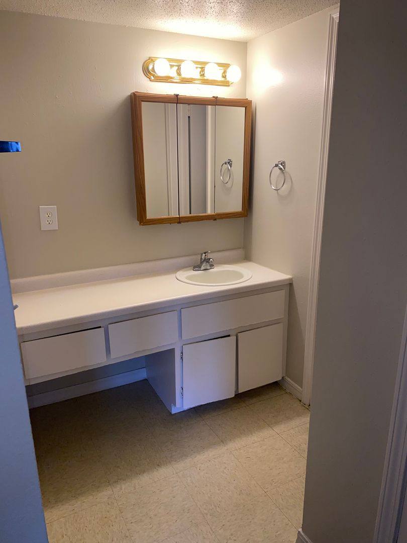 Apartment for rent at 1219 N Storer, Fayetteville, AR 72703