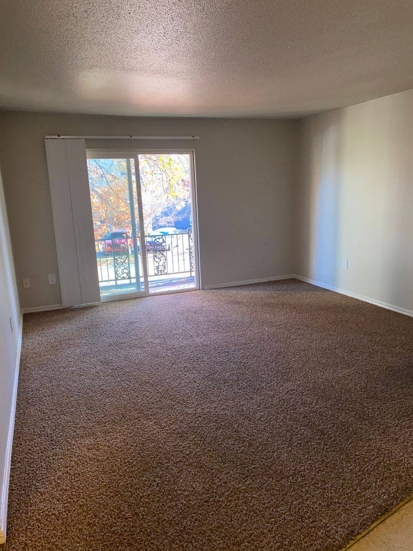 Apartment for rent at 1219 N Storer, Fayetteville, AR 72703