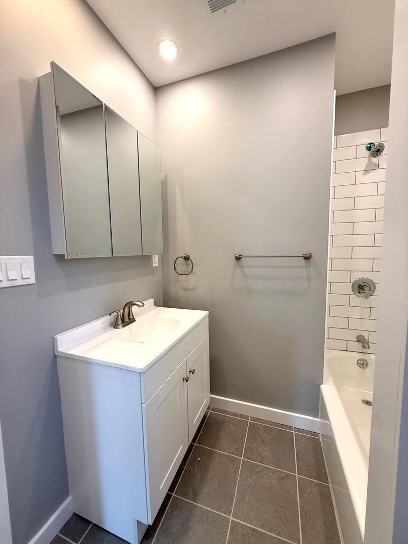 Apartment for rent at 176 Smith Ave, Kingston, NY 12401