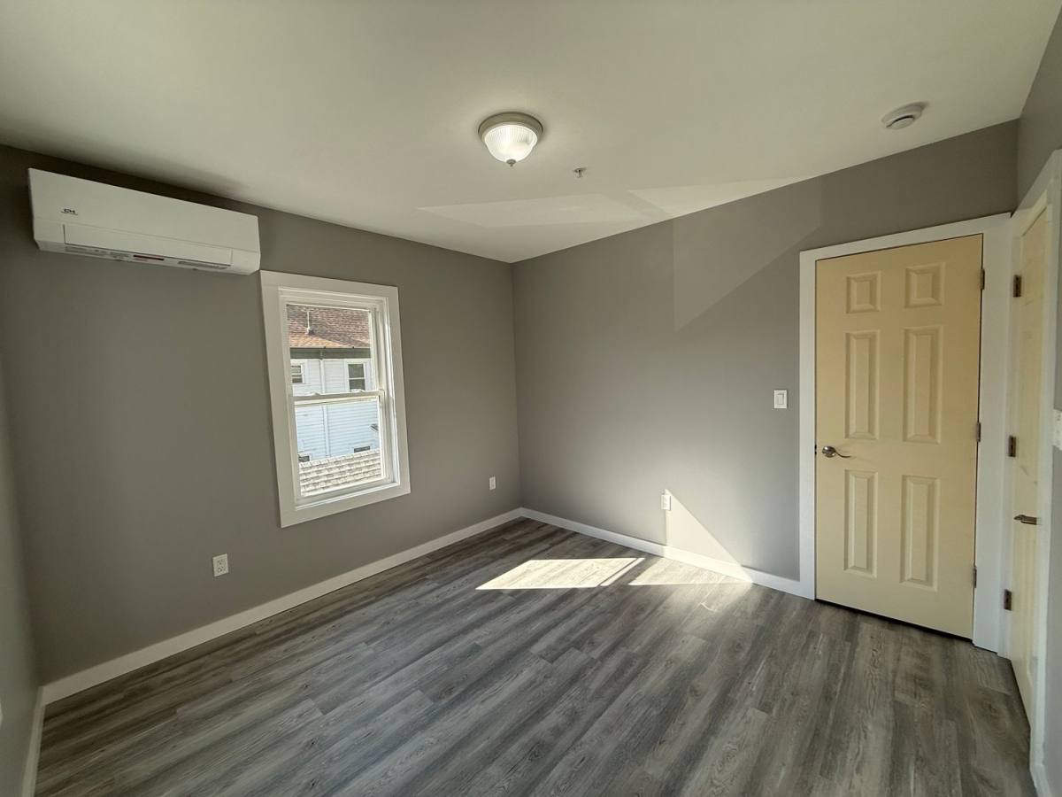 Apartment for rent at 176 Smith Ave, Kingston, NY 12401
