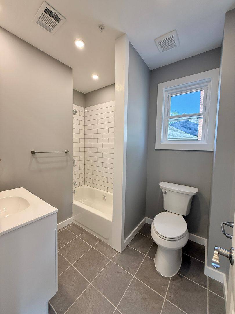 Apartment for rent at 176 Smith Ave, Kingston, NY 12401