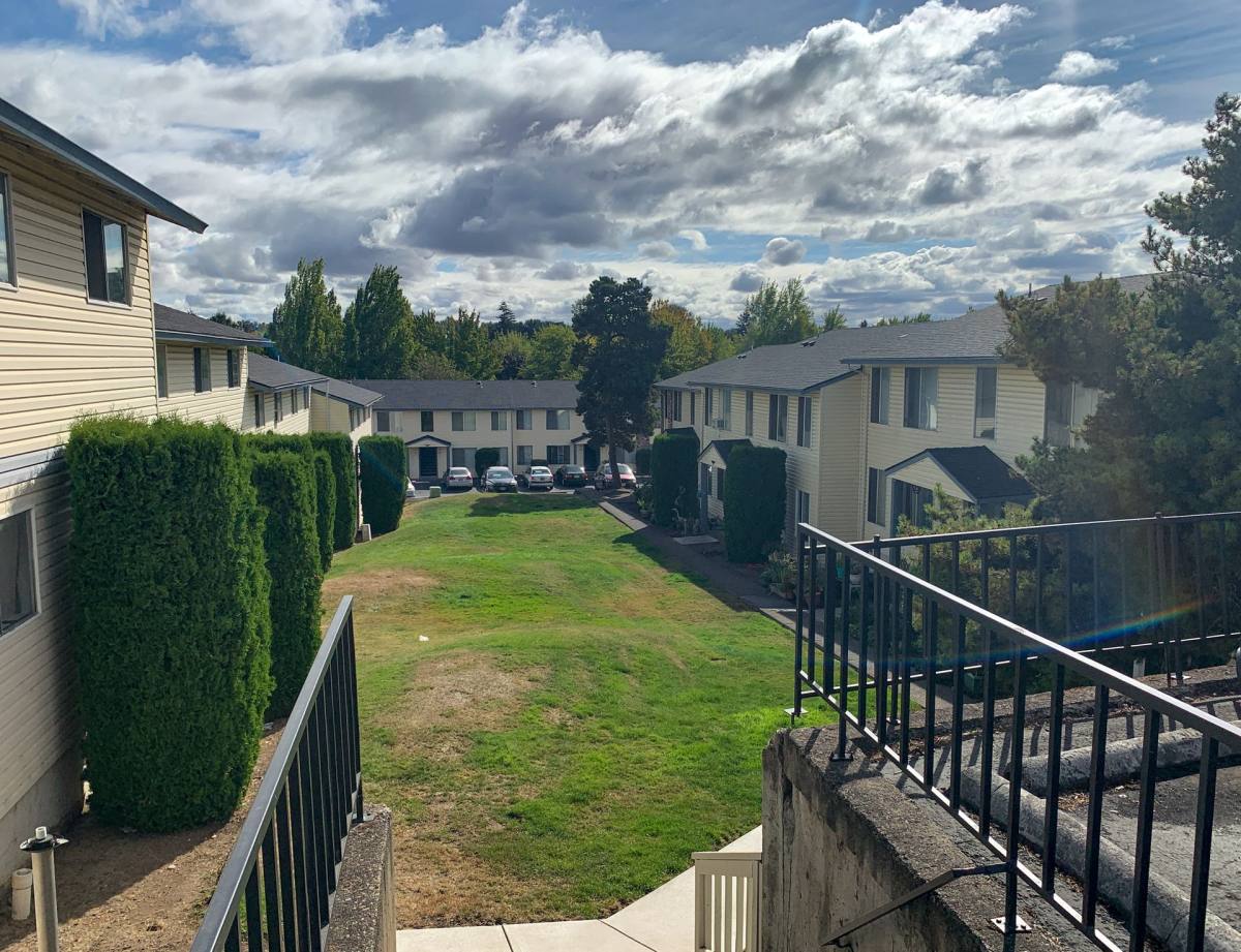 Apartment for rent at 1250 Wallace Rd NW, Salem, OR 97304