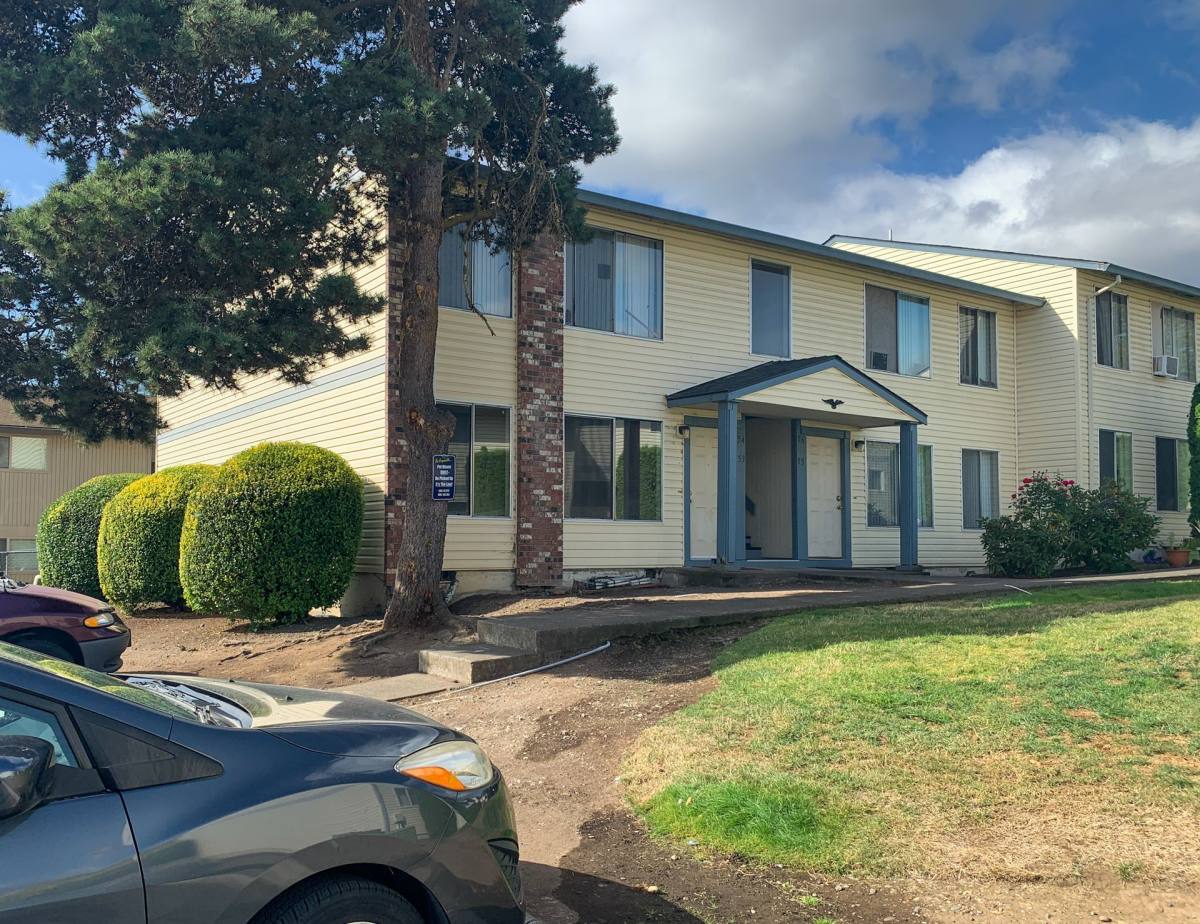 Apartment for rent at 1250 Wallace Rd NW, Salem, OR 97304
