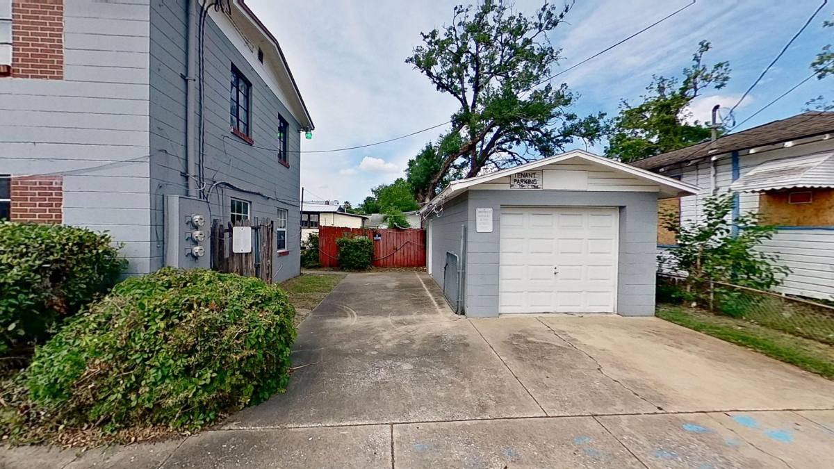 Apartment for rent at 1235 W 5th St, Jacksonville, FL 32209
