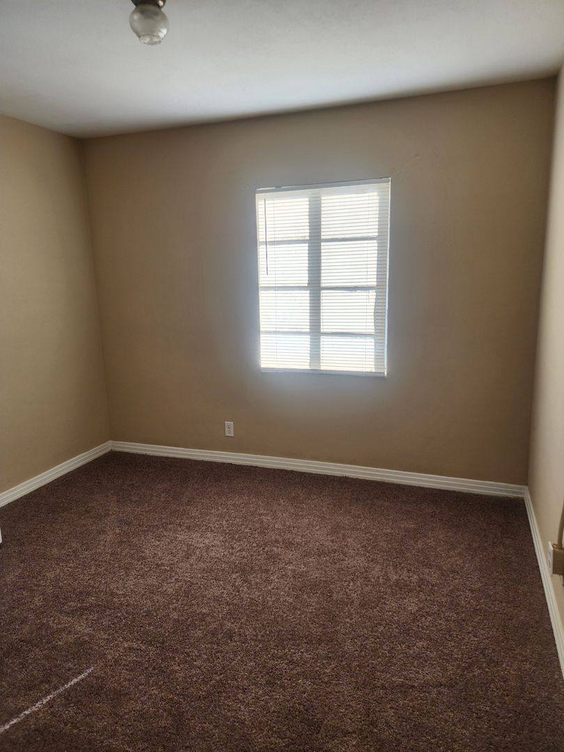 Apartment for rent at 1235 W 5th St, Jacksonville, FL 32209