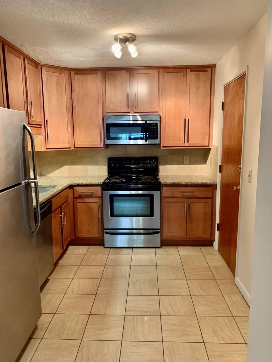 Apartment for rent at 89 Lexington St #31, Auburndale, MA 02466