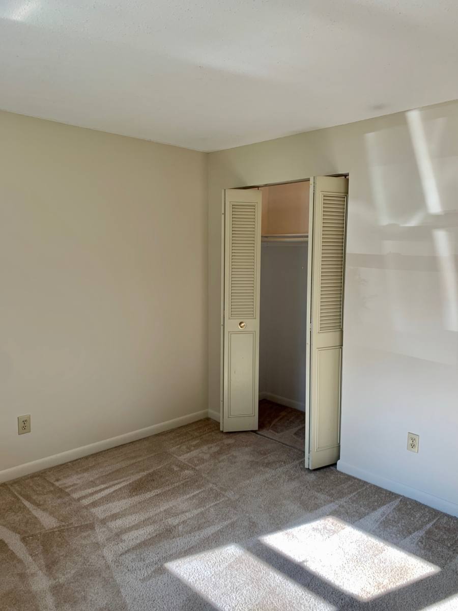 Apartment for rent at 89 Lexington St #31, Auburndale, MA 02466