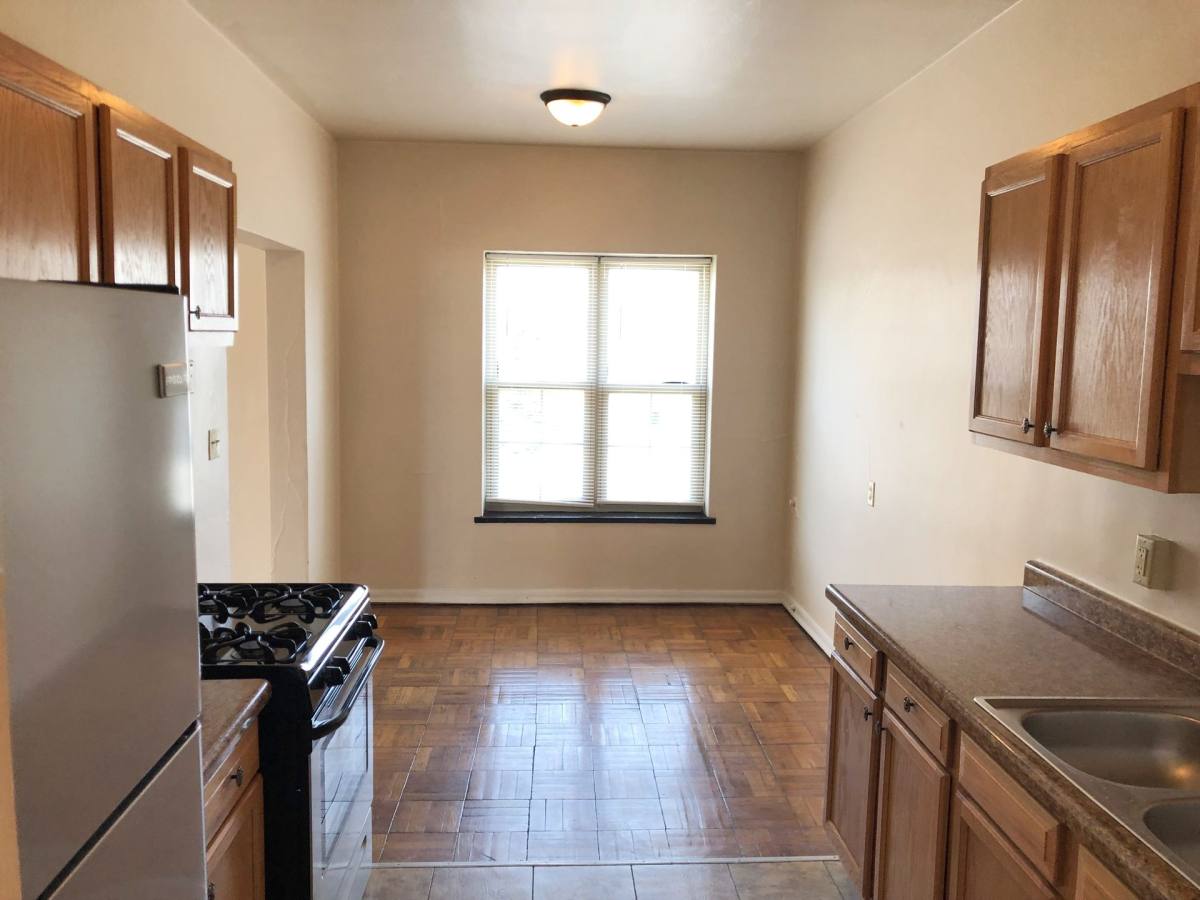 Apartment for rent at 3720 N Meridian St #BAUER, Indianapolis, IN 46208