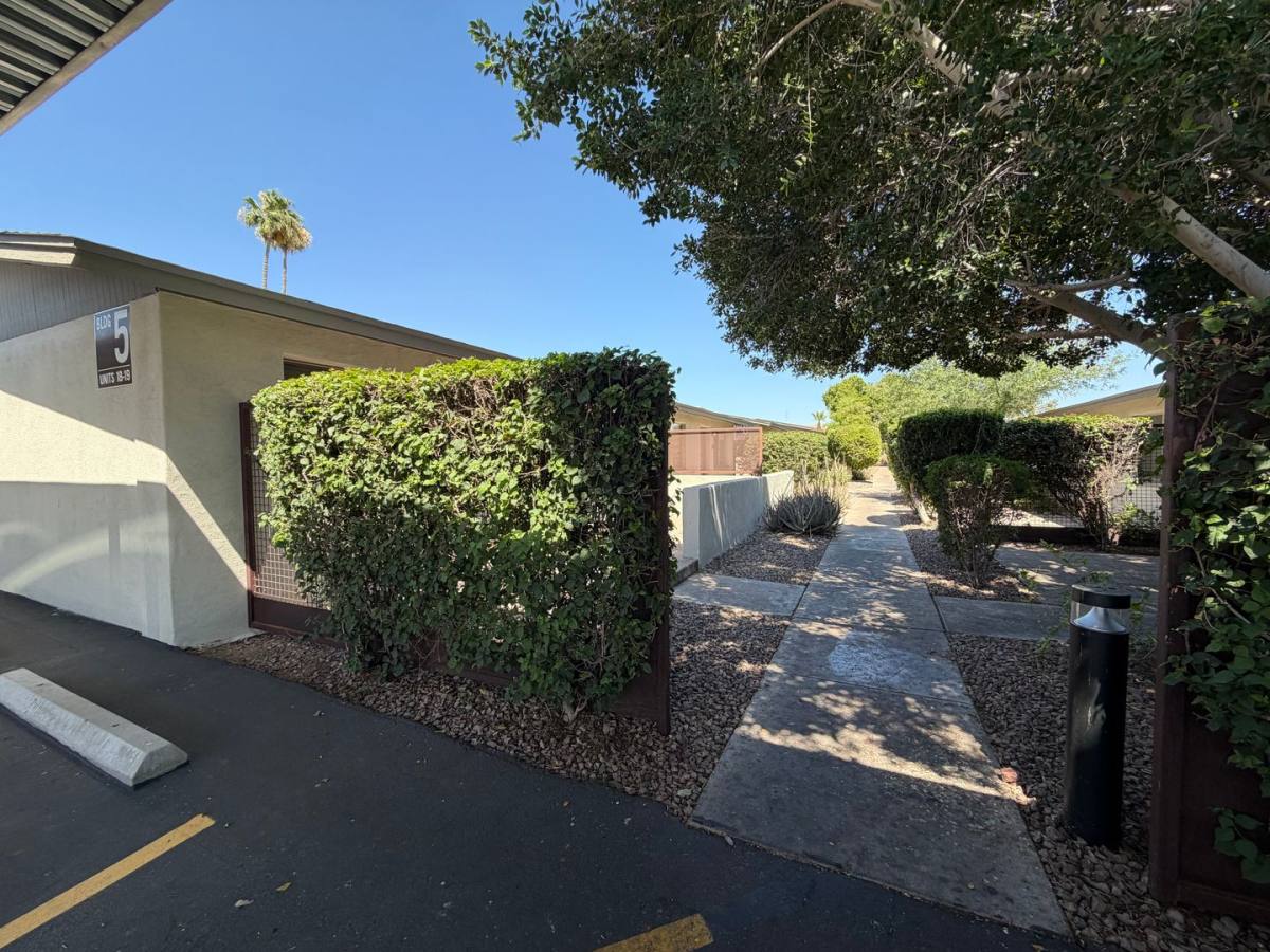 Apartment for rent at 1850 E Maryland Ave, Phoenix, AZ 85016