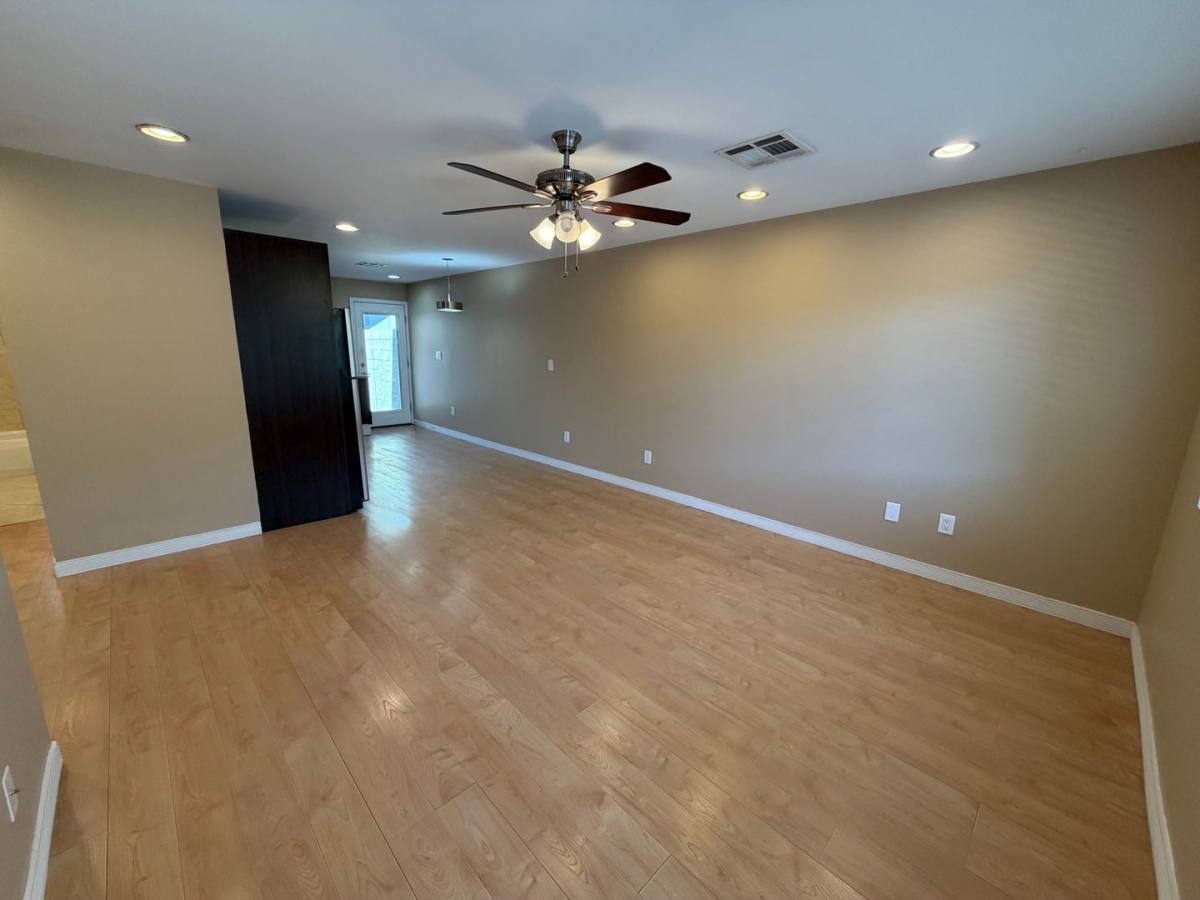 Apartment for rent at 1850 E Maryland Ave, Phoenix, AZ 85016