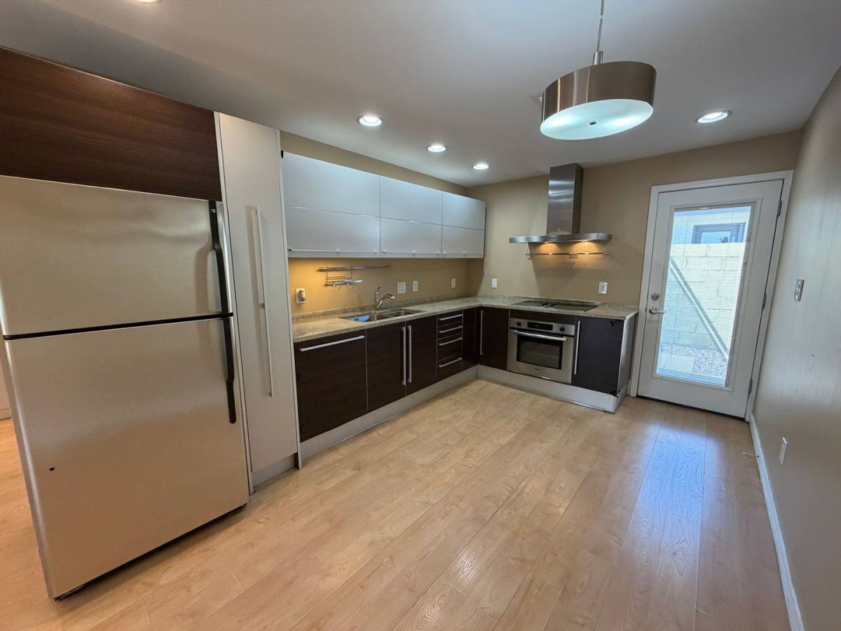 Apartment for rent at 1850 E Maryland Ave, Phoenix, AZ 85016