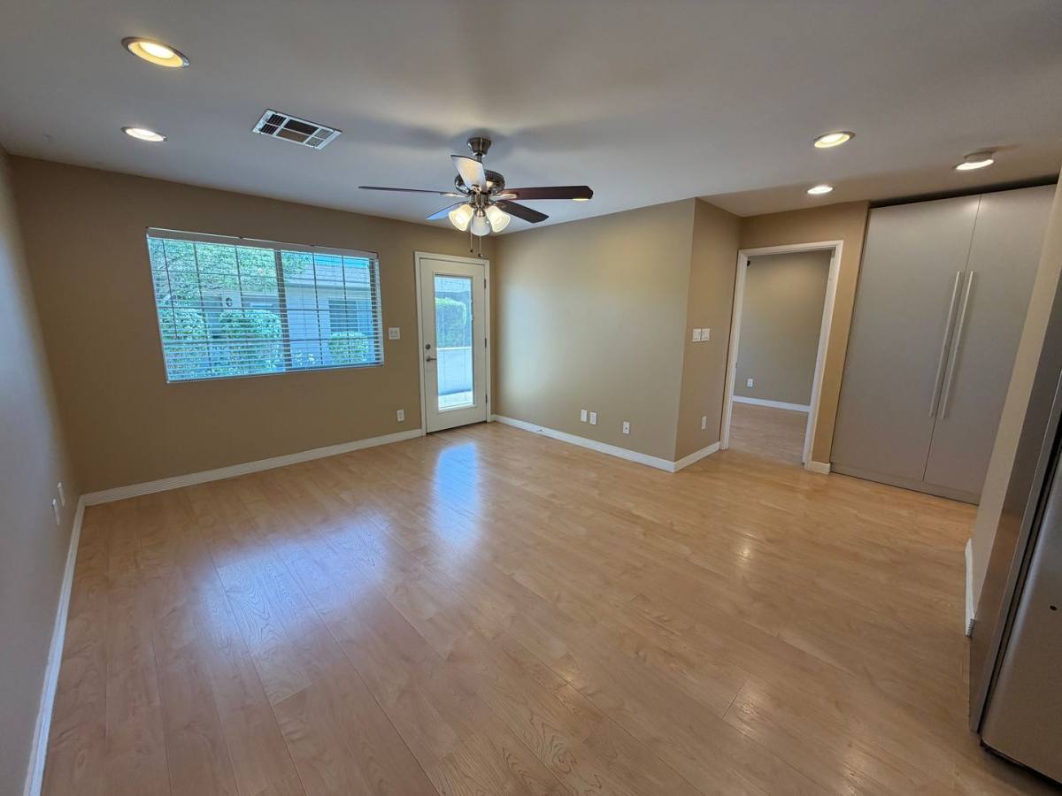 Apartment for rent at 1850 E Maryland Ave, Phoenix, AZ 85016