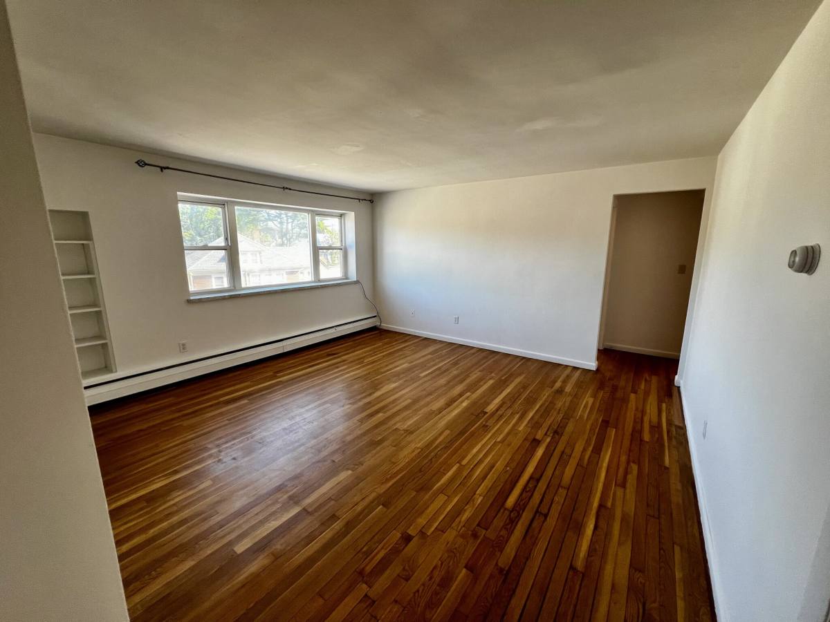 Apartment for rent at 671 River St #1L, Hyde Park, MA 02136