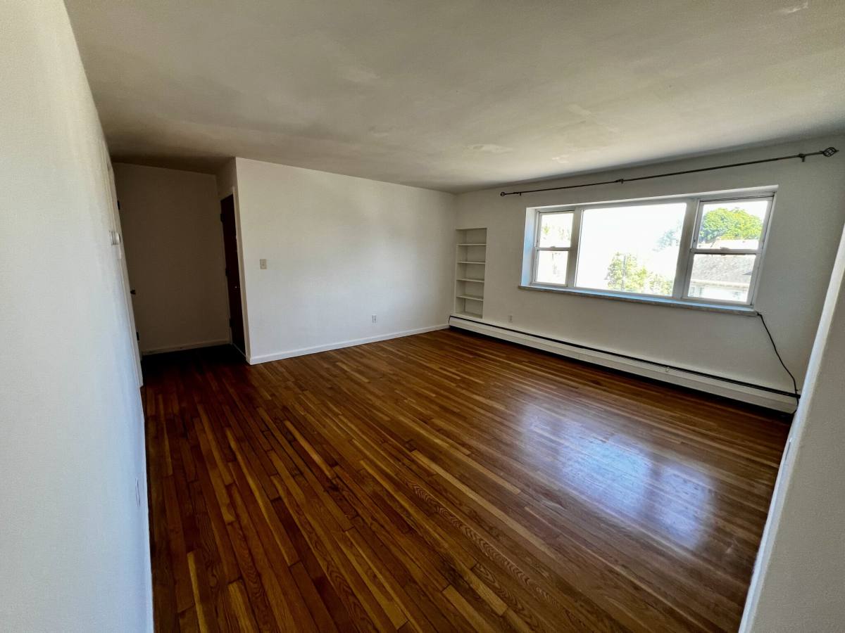 Apartment for rent at 671 River St #1L, Hyde Park, MA 02136