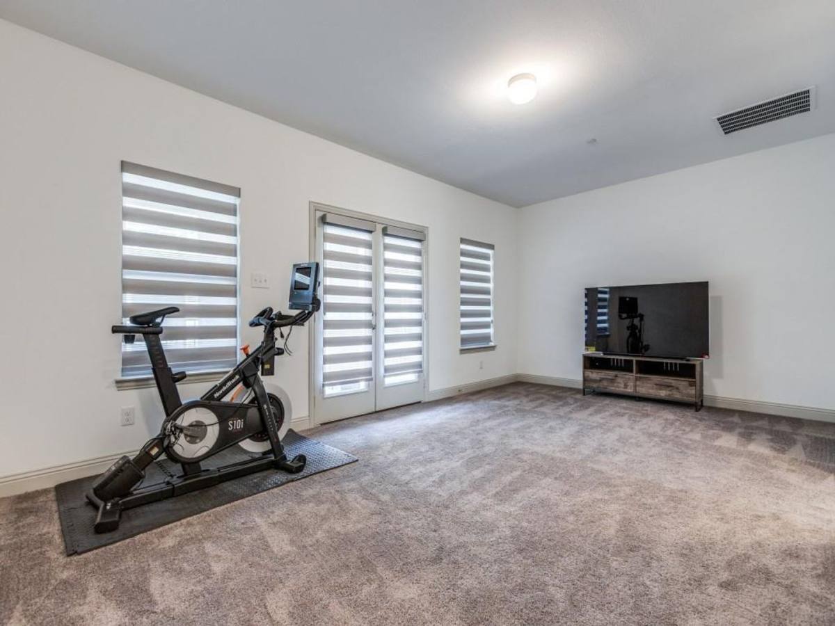 Townhouse for rent at 8126 Foraker St, Frisco, TX 75034