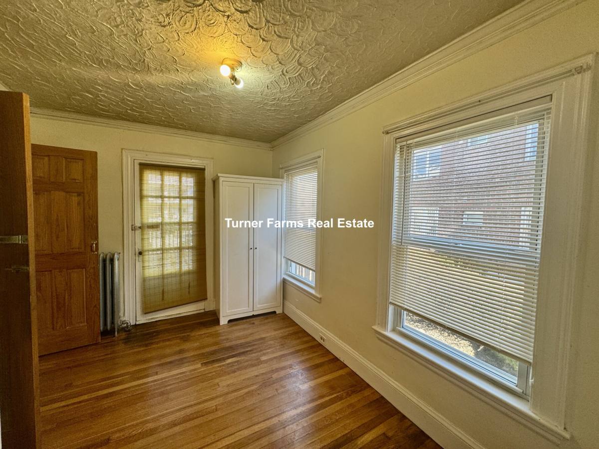 Apartment for rent at 113 Lanark Rd #1F, Brighton, MA 02135