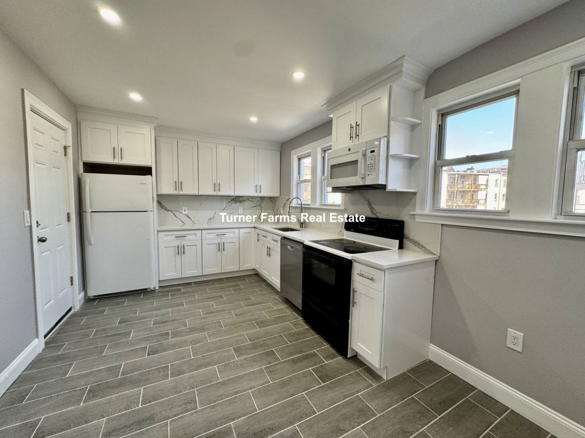 Apartment for rent at 113 Lanark Rd #1F, Brighton, MA 02135