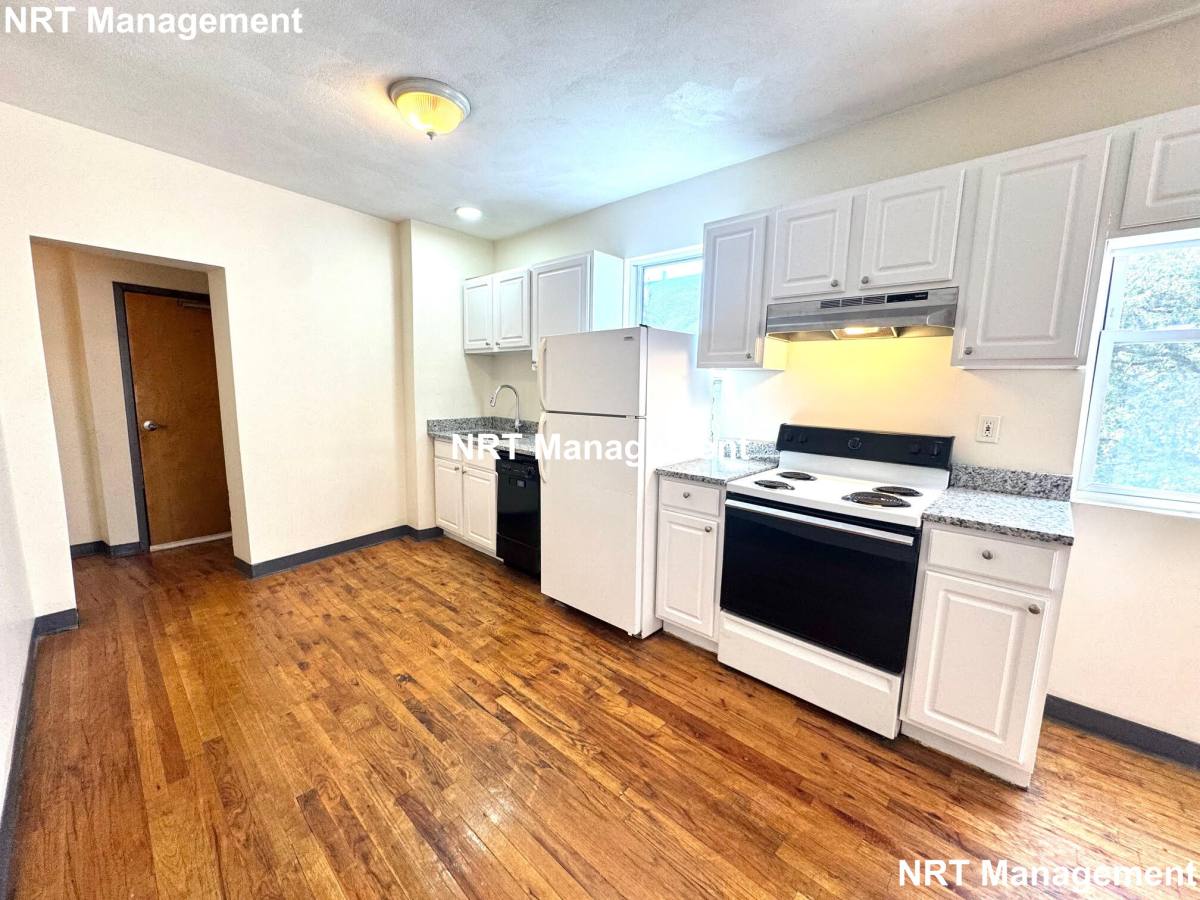 Apartment for rent at 840 Huntington Ave #2, Boston, MA 02115