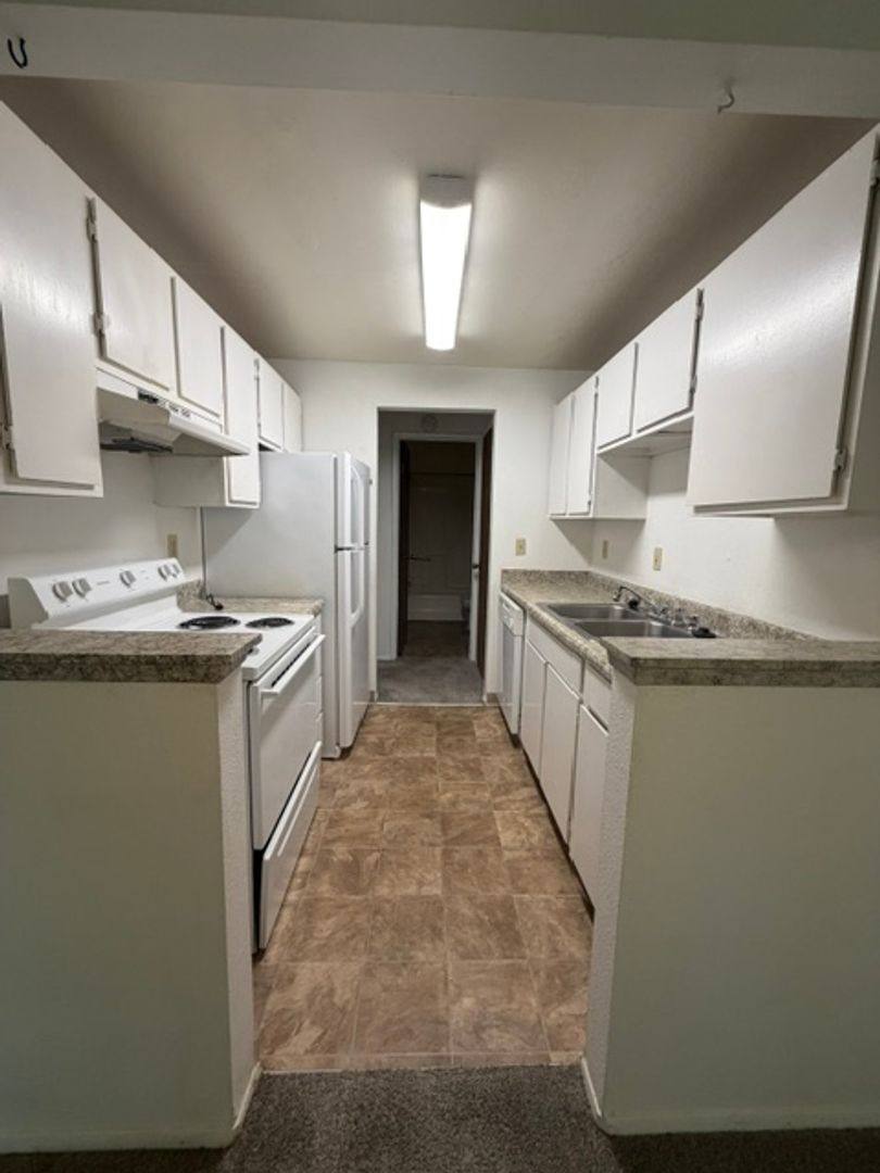 Apartment for rent at 20 S 341st Place, Federal Way, WA 98003