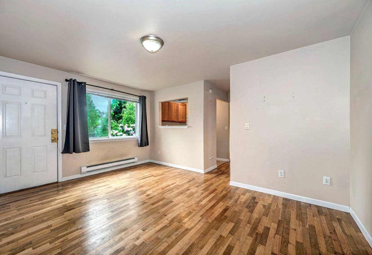Apartment for rent at 800 NE 40th St, Seattle, WA 98105