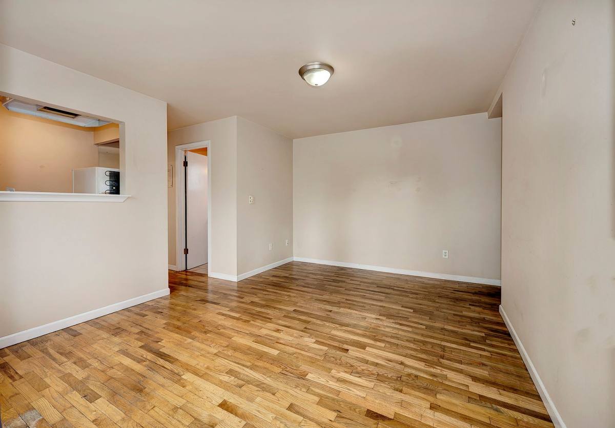 Apartment for rent at 800 NE 40th St, Seattle, WA 98105