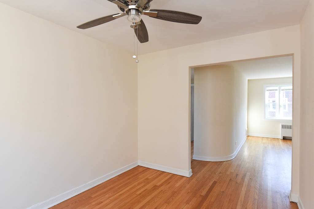 Apartment for rent at 2721 Berwyn #9Q, Chicago, IL 60625