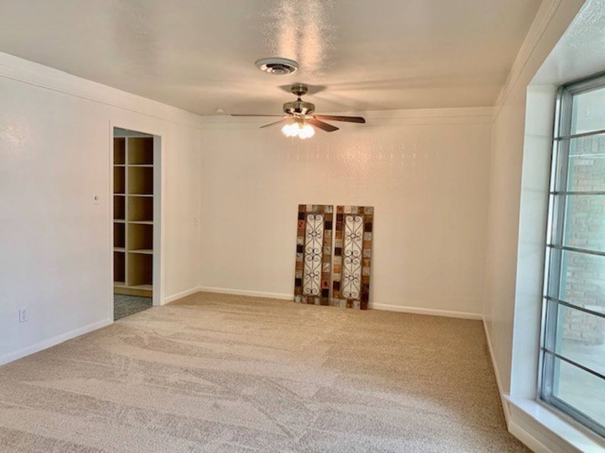 House for rent at 4809 Wheelock Dr, Fort Worth, TX 76133