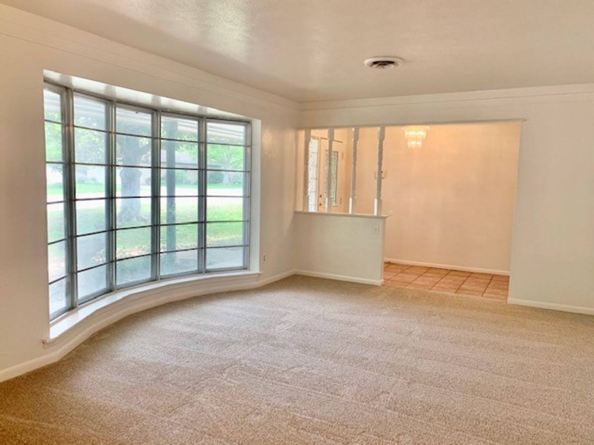 House for rent at 4809 Wheelock Dr, Fort Worth, TX 76133